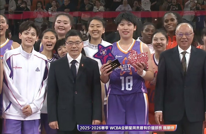 WCBA全明星正赛南区险胜北区 陈明伶荣膺MVP 董可