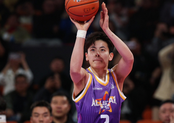 WCBA全明星正赛南区险胜北区 陈明伶荣膺MVP 董可