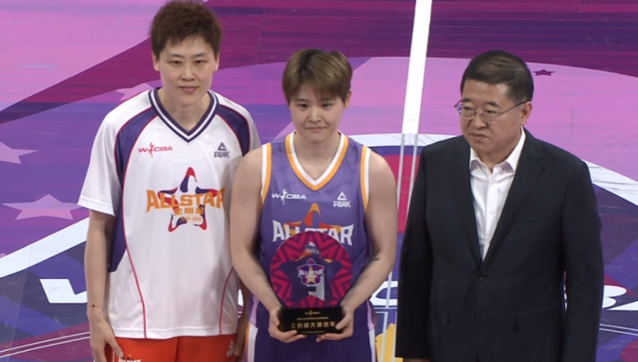 WCBA全明星正赛南区险胜北区 陈明伶荣膺MVP 董可
