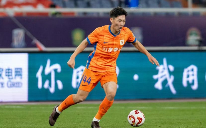 U23国足对阵朝鲜暴露短板，泰山队中卫组合前景