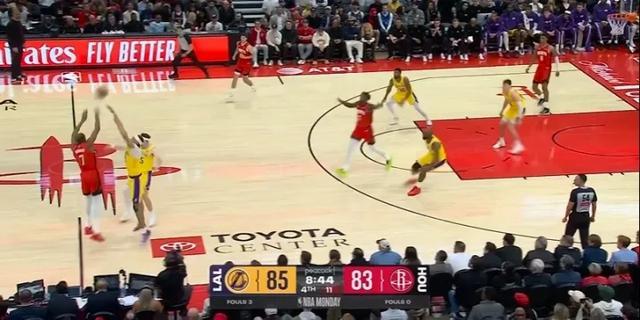 詹姆斯20胜11负迎战杜兰特 终局之战或成传奇谢幕